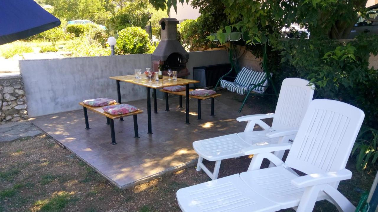 Apartman Mira Apartment Baska  Bagian luar foto